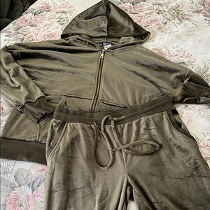 Felina Velour Hoodie and Jogger Set. Size L